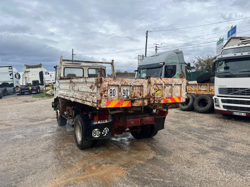 Renault Midliner 140 - Caminhão basculante: foto 4 Renault Midliner 140 - Caminhão basculante: foto 4