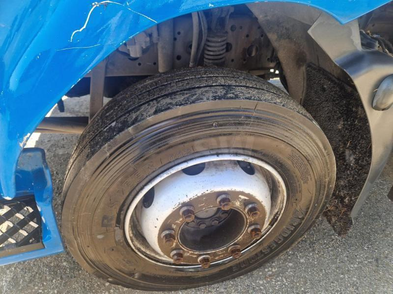 Caminhão furgão Renault Midlum 220 DCI: foto 11