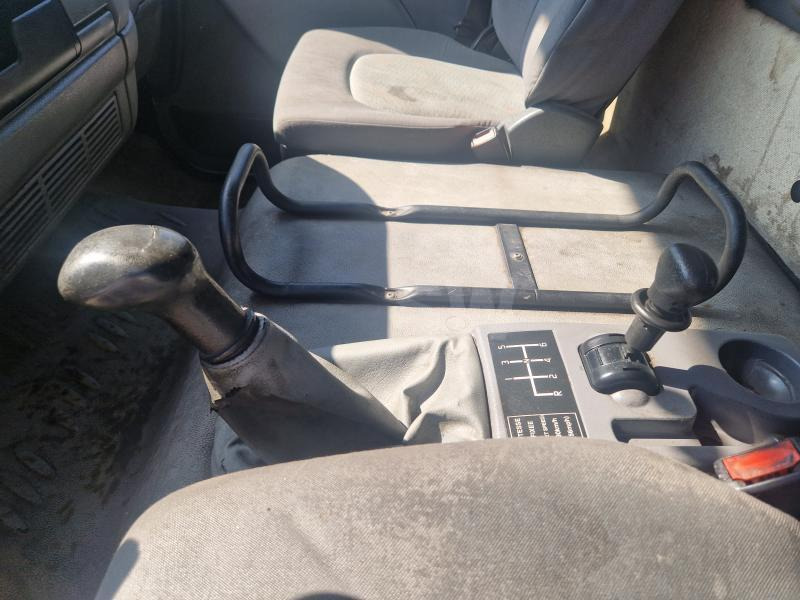 Caminhão furgão Renault Midlum 220 DCI: foto 17