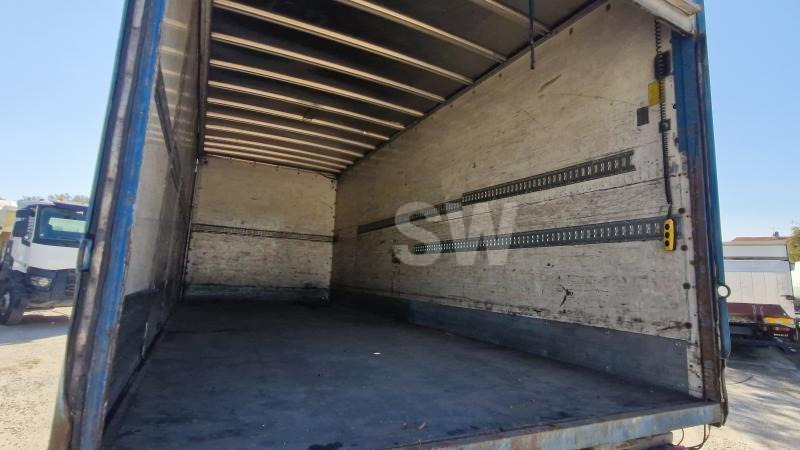 Caminhão furgão Renault Midlum 220 DCI: foto 7