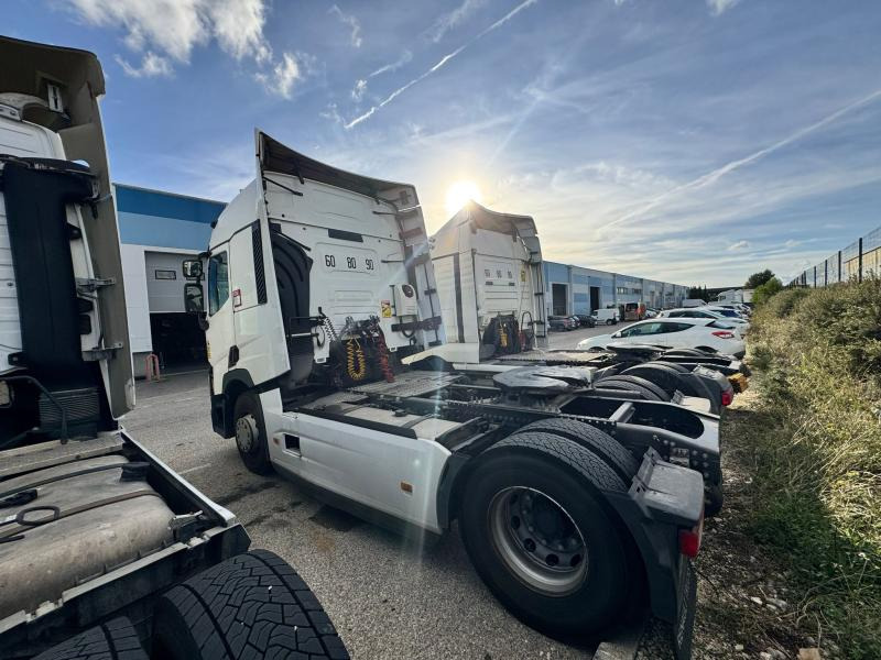 Renault T 460 - Tractor: foto 5 Renault T 460 - Tractor: foto 5