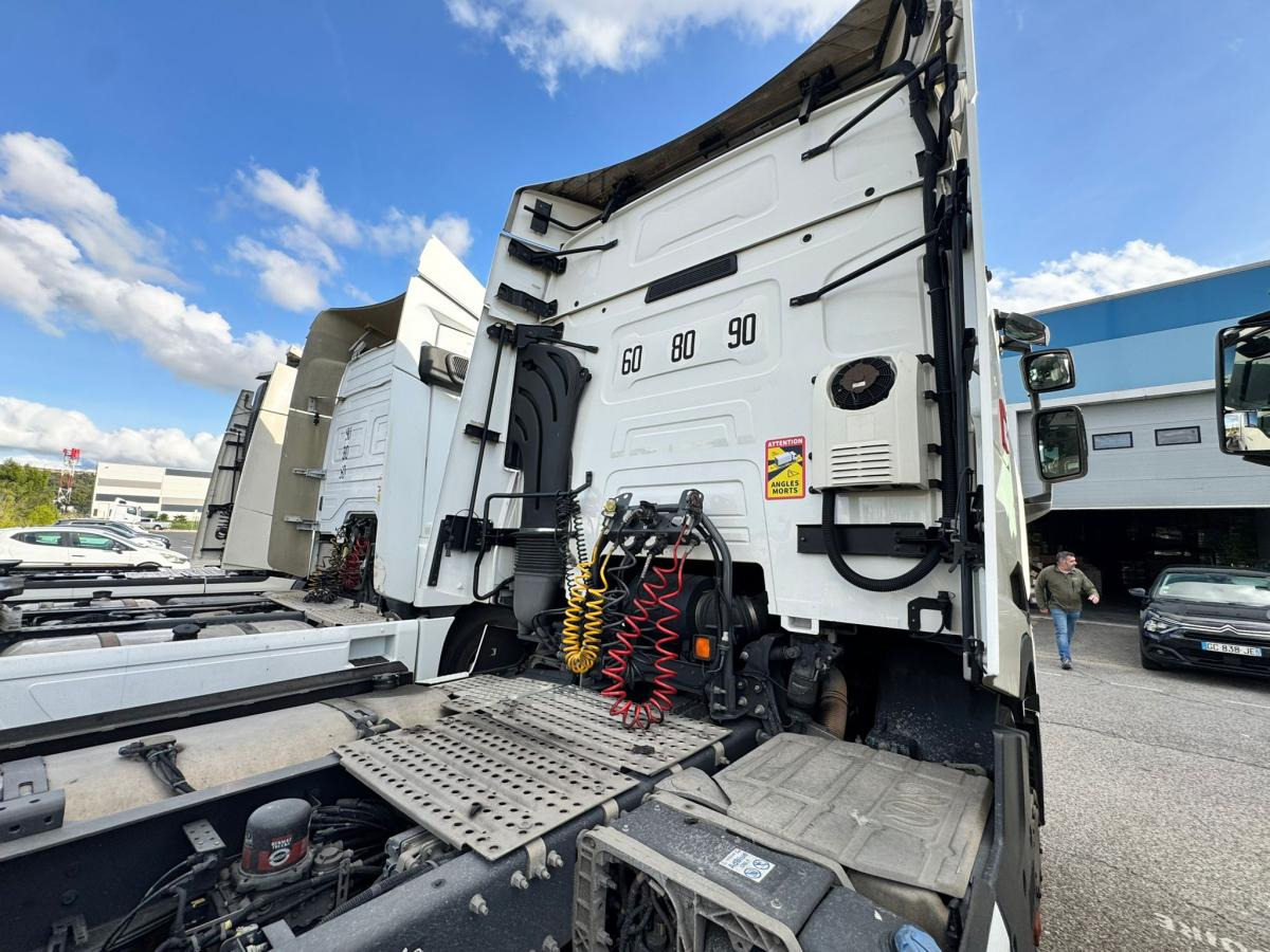 Renault T 460 - Tractor: foto 4 Renault T 460 - Tractor: foto 4