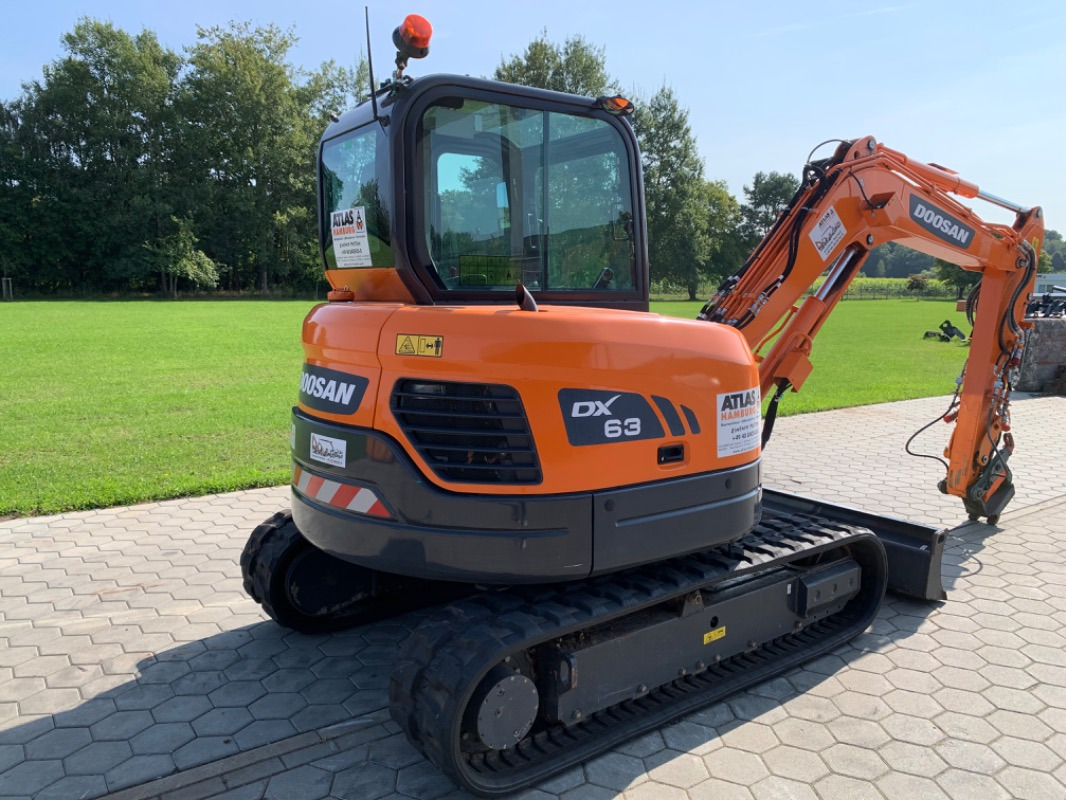 Doosan DX63-3 - Mini escavadeira: foto 2 Doosan DX63-3 - Mini escavadeira: foto 2
