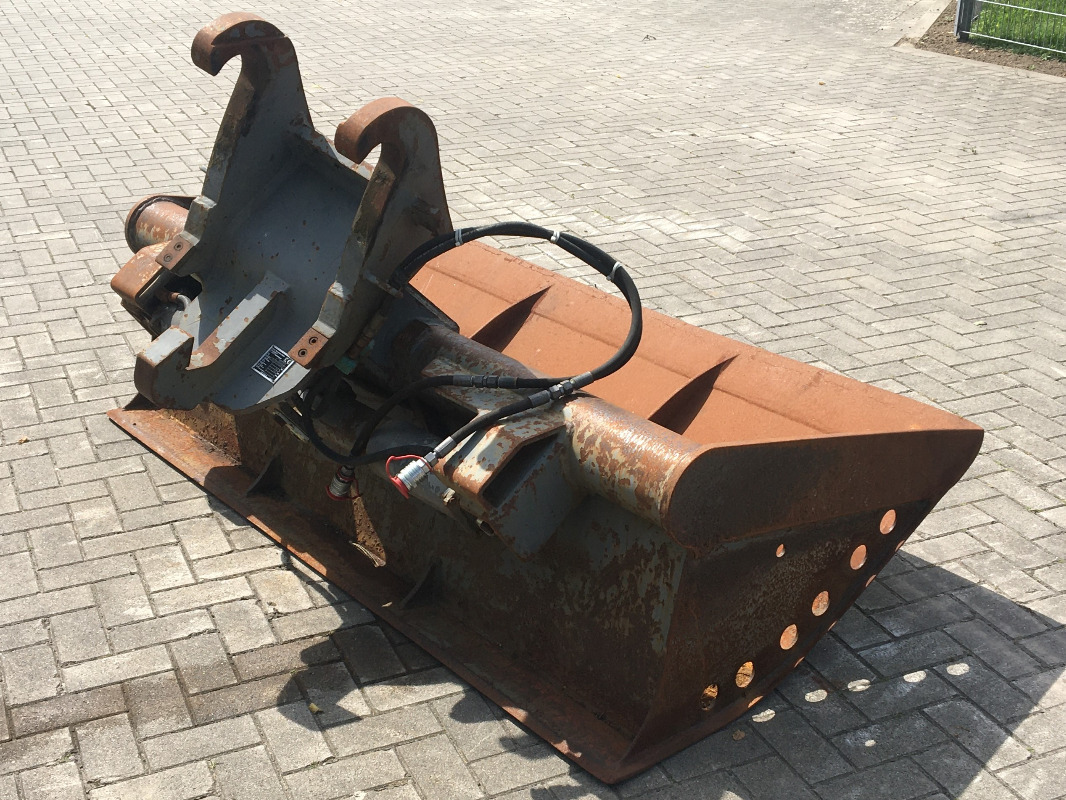 GRABENLÖFFEL 2.000 MM BRE - Balde: foto 2 GRABENLÖFFEL 2.000 MM BRE - Balde: foto 2