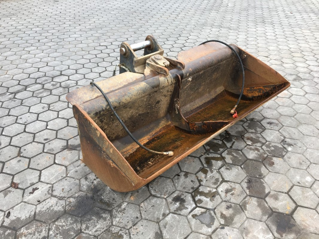 GRABENLÖFFEL HYDRAULISCH - Balde: foto 1 GRABENLÖFFEL HYDRAULISCH - Balde: foto 1