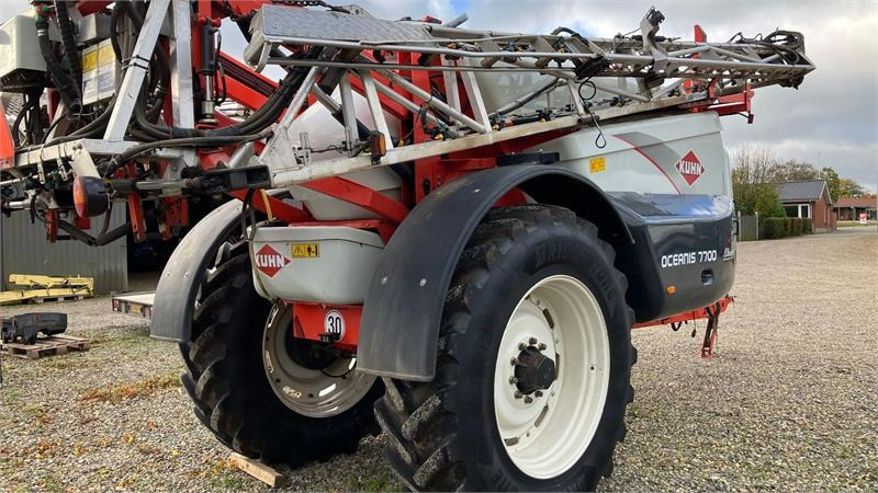 Kuhn OCEANIS 7700 L 30M - Pulverizador de arrastar: foto 2 Kuhn OCEANIS 7700 L 30M - Pulverizador de arrastar: foto 2