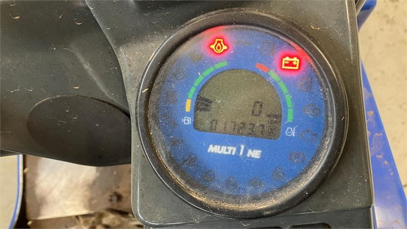 Multione 5.3 5.3 - Carregadeira articulada: foto 5 Multione 5.3 5.3 - Carregadeira articulada: foto 5