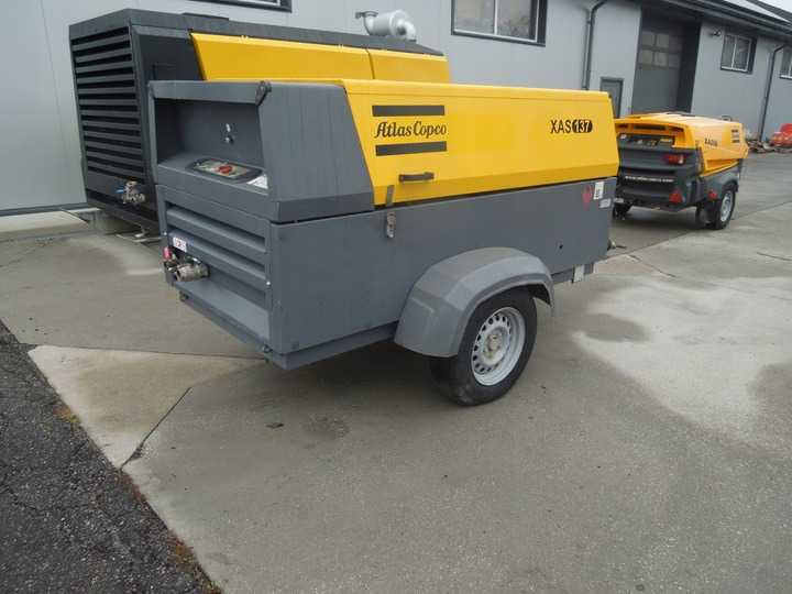 ATLAS COPCO XAS137 - Compressor de ar: foto 1 ATLAS COPCO XAS137 - Compressor de ar: foto 1