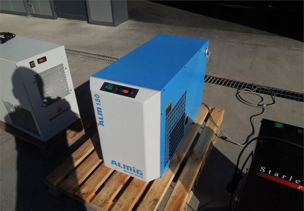 Alup OSUSZACZ ZIĘBNICZY ALMIG 2,70M3/MIN 2016R - Compressor de ar: foto 1 Alup OSUSZACZ ZIĘBNICZY ALMIG 2,70M3/MIN 2016R - Compressor de ar: foto 1