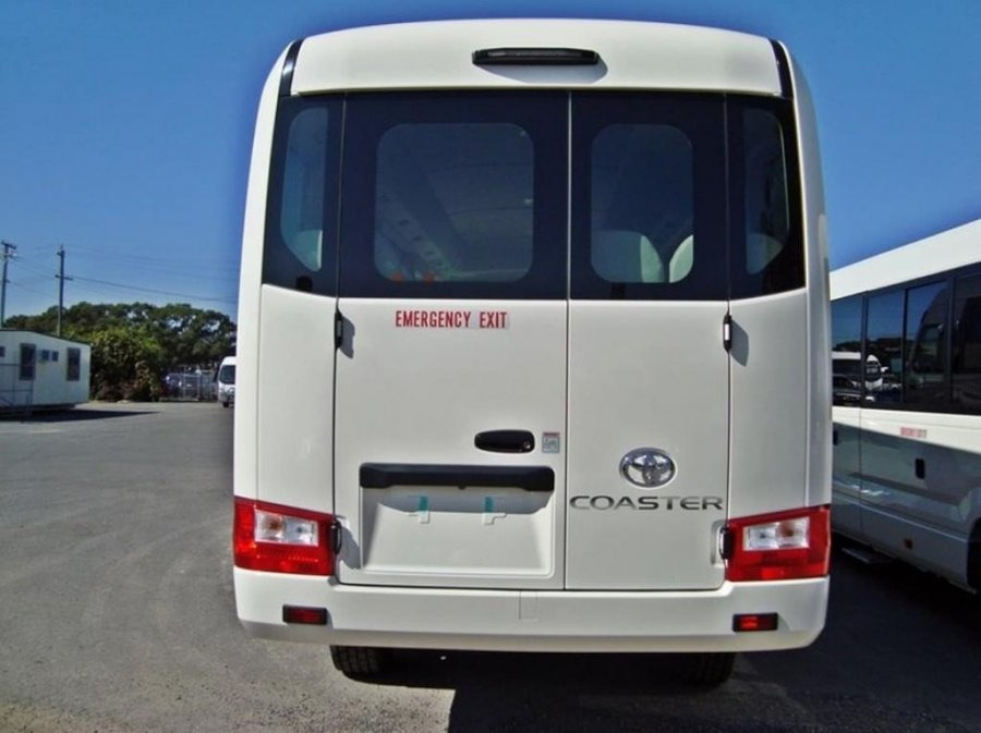 Toyota Coaster 23 SEATS 4x4 4.2L Diesel Manual - Ônibus suburbano: foto 2 Toyota Coaster 23 SEATS 4x4 4.2L Diesel Manual - Ônibus suburbano: foto 2
