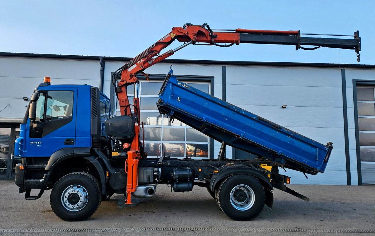 Iveco Trakker 190T33 4x4 Euro5 Kran Atlas 120.2E Funk - Caminhão basculante, Caminhão grua: foto 4 Iveco Trakker 190T33 4x4 Euro5 Kran Atlas 120.2E Funk - Caminhão basculante, Caminhão grua: foto 4
