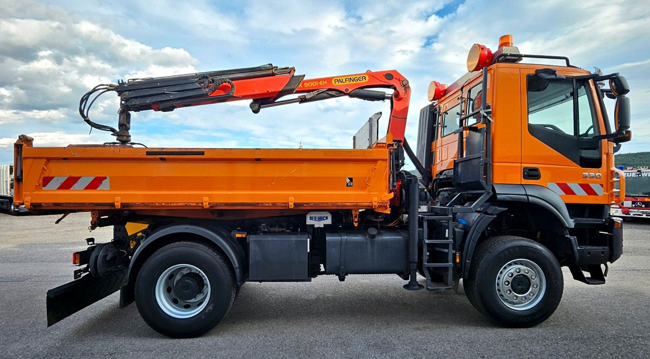 Iveco Trakker 190T33 4x4 Euro5 Kran Palfinger Funk - Caminhão basculante, Caminhão grua: foto 2 Iveco Trakker 190T33 4x4 Euro5 Kran Palfinger Funk - Caminhão basculante, Caminhão grua: foto 2