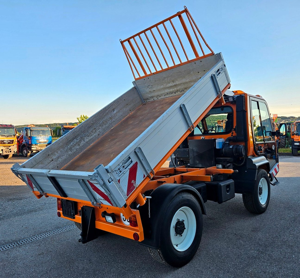 LINDNER Unitrac 102 Kommunal Kipper - Furgão basculante: foto 4 LINDNER Unitrac 102 Kommunal Kipper - Furgão basculante: foto 4