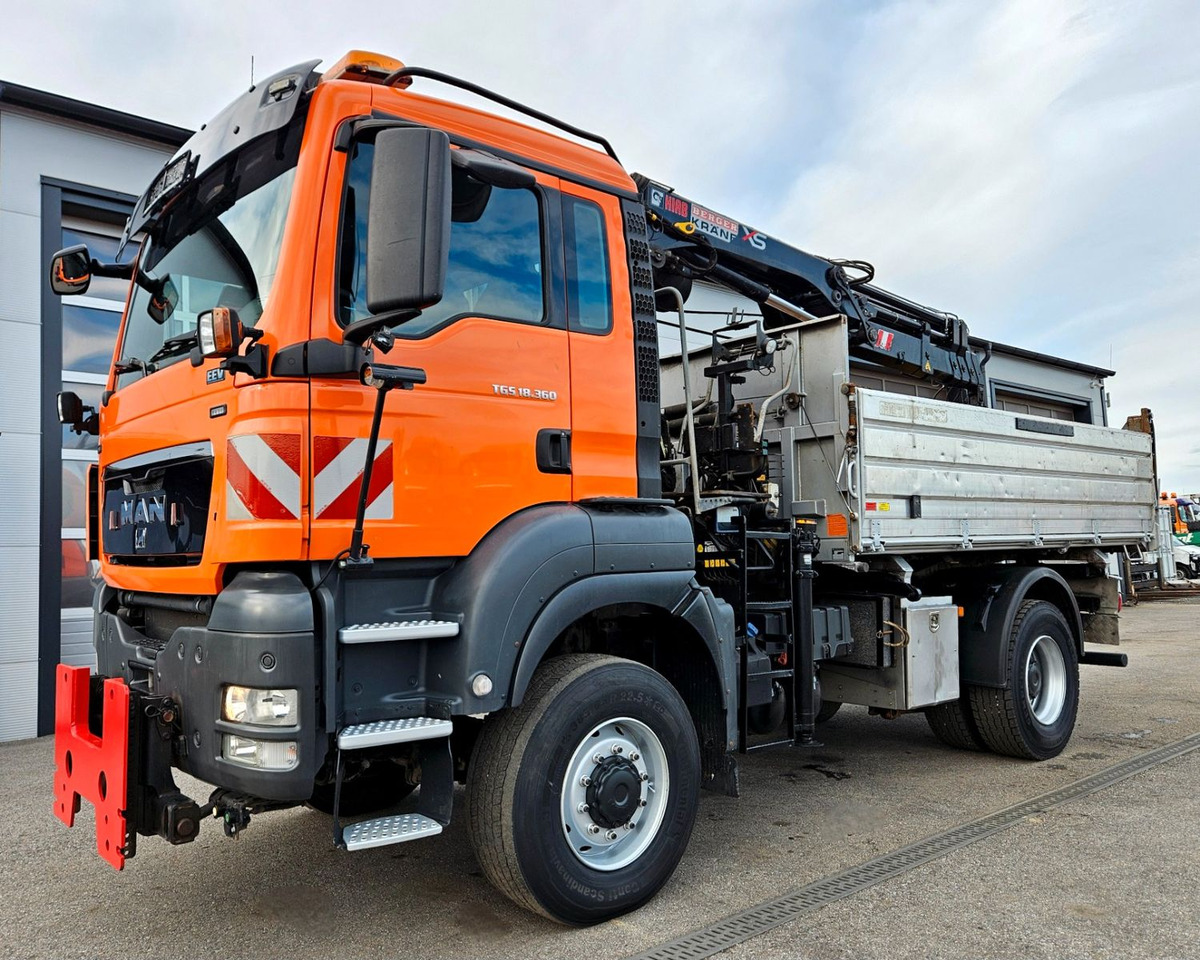 MAN TGS 18.360 4x4 BL HIAB Funk Kran Euro5 - Caminhão basculante, Caminhão grua: foto 5 MAN TGS 18.360 4x4 BL HIAB Funk Kran Euro5 - Caminhão basculante, Caminhão grua: foto 5