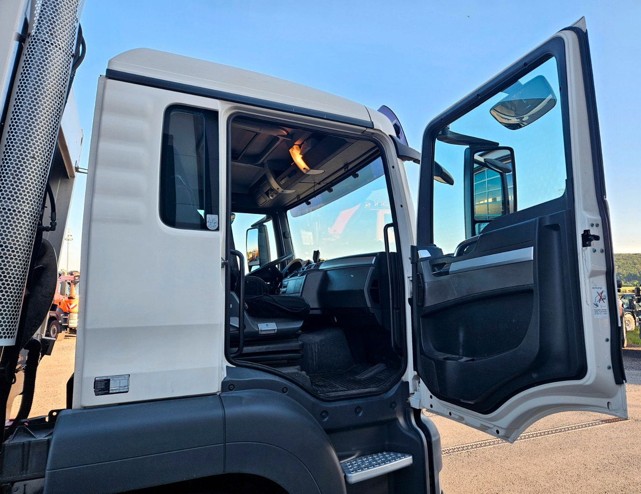 Caminhão de lixo MAN TGS 28.360 MUT FAUN Variopress EEV: foto 11