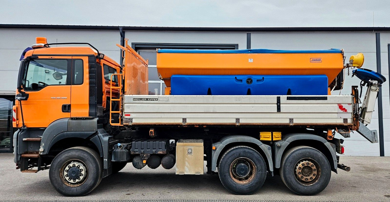 MAN TGS 28.400 6x4-4 BL Winterdienst Schmidt Euro5 - Caminhão basculante: foto 5 MAN TGS 28.400 6x4-4 BL Winterdienst Schmidt Euro5 - Caminhão basculante: foto 5