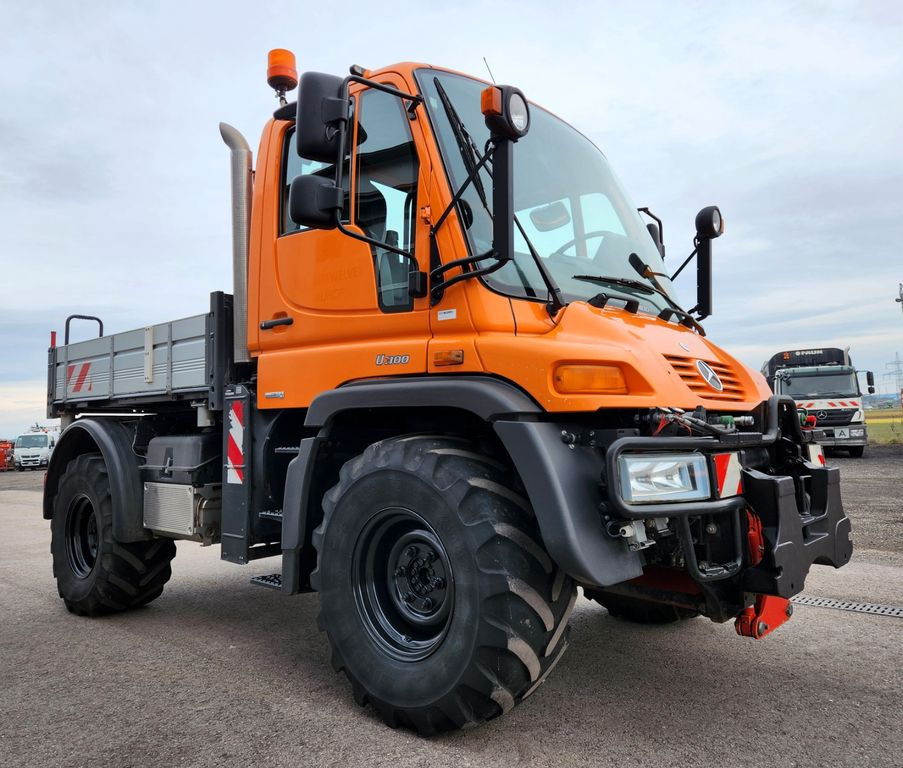 Unimog U300 Agrar Euro5 Hydrostat Variopilot Unimog U300 Agrar Euro5 Hydrostat Variopilot - Caminhão basculante: foto 5 Unimog U300 Agrar Euro5 Hydrostat Variopilot Unimog U300 Agrar Euro5 Hydrostat Variopilot - Caminhão basculante: foto 5
