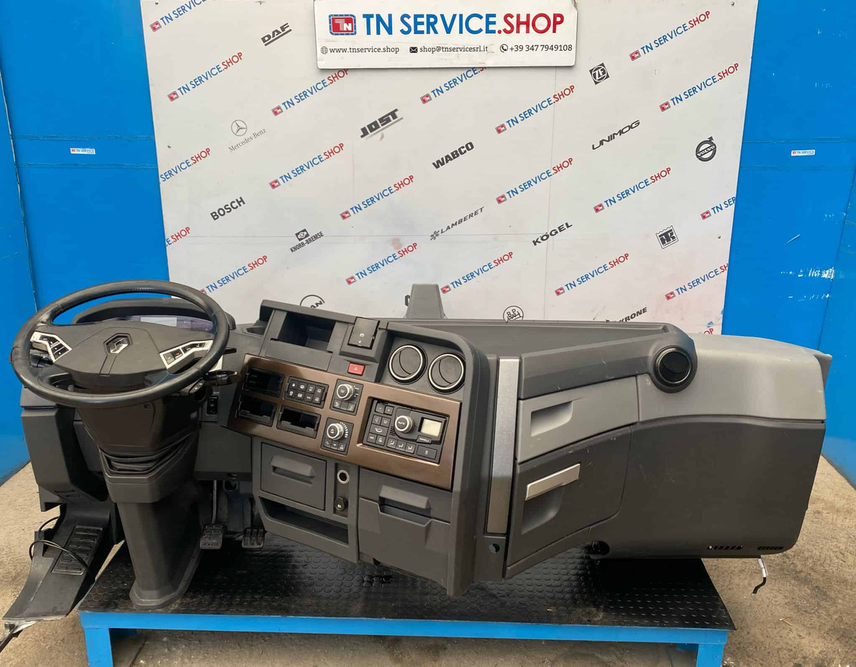 Cruscotto Renault T520 - Cabine e interior: foto 3 Cruscotto Renault T520 - Cabine e interior: foto 3