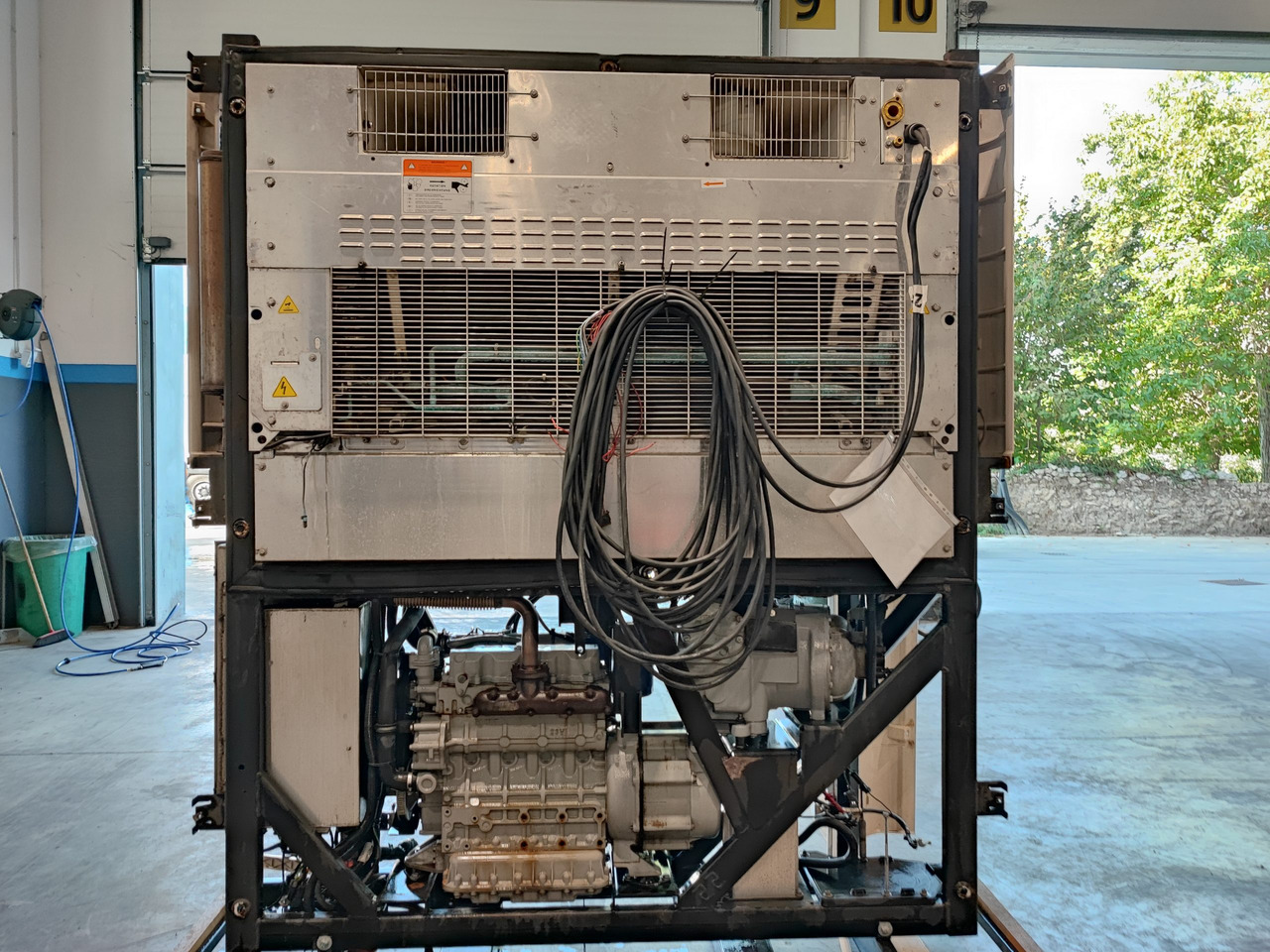 Motore Frigo Carrier Vector 1550 - Equipamento de refrigeração: foto 4 Motore Frigo Carrier Vector 1550 - Equipamento de refrigeração: foto 4