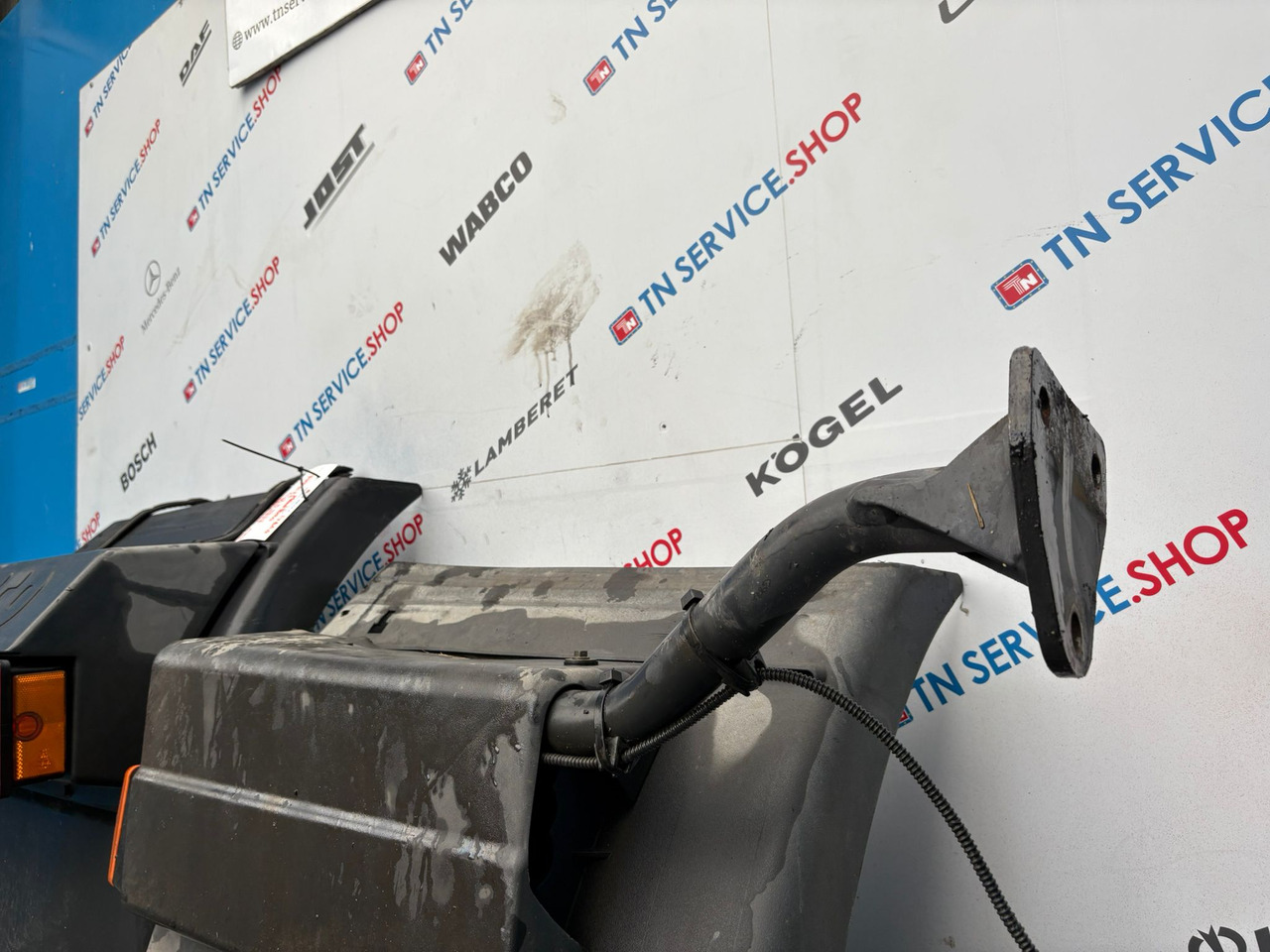 Paraurti posteriore Iveco - Para-choque de Caminhão: foto 4 Paraurti posteriore Iveco - Para-choque de Caminhão: foto 4