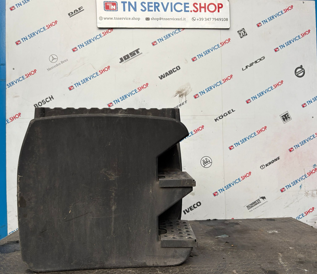 Serbatoio Adblue Iveco - Tanque para AdBlue de Caminhão: foto 1 Serbatoio Adblue Iveco - Tanque para AdBlue de Caminhão: foto 1