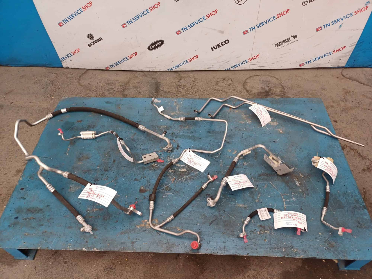 Tubazione A/C Mercedes-Benz - Peça de ar condicionado de Caminhão: foto 1 Tubazione A/C Mercedes-Benz - Peça de ar condicionado de Caminhão: foto 1