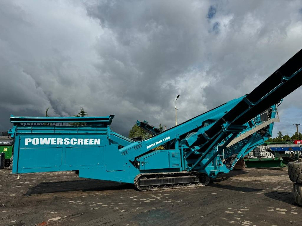 Przesiewacz Powerscreen 1700, 4 Frakcje, 3 Pokłady - Peneira vibratória: foto 1 Przesiewacz Powerscreen 1700, 4 Frakcje, 3 Pokłady - Peneira vibratória: foto 1