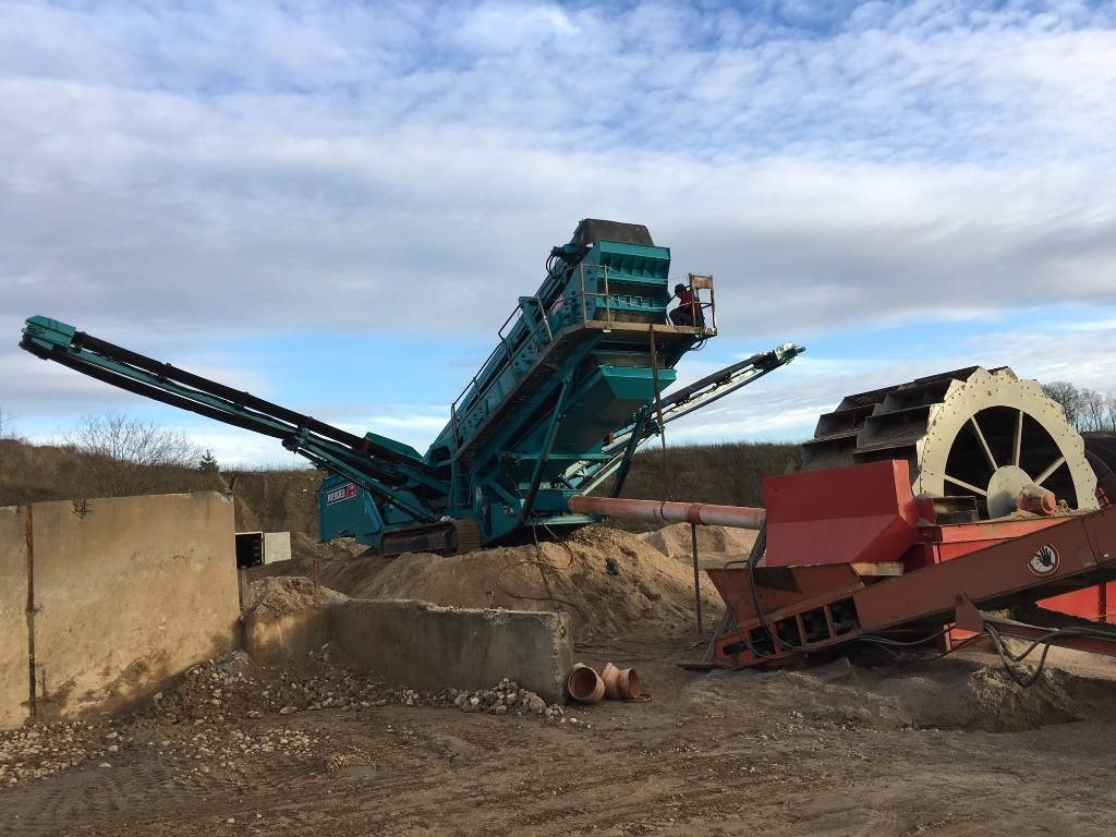 Terex Finlay WASHPLANT zakład do płukania żwiru - Peneira vibratória: foto 1 Terex Finlay WASHPLANT zakład do płukania żwiru - Peneira vibratória: foto 1