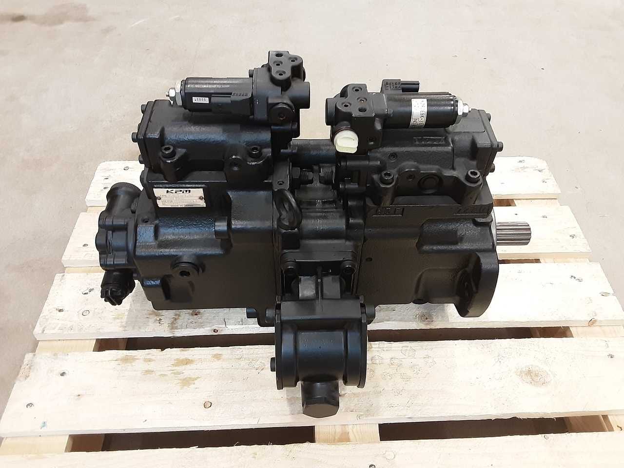 Kawasaki K7V63DTP174R-0E23-PVD - Bomba hidráulica de Escavadora de rastos: foto 3 Kawasaki K7V63DTP174R-0E23-PVD - Bomba hidráulica de Escavadora de rastos: foto 3