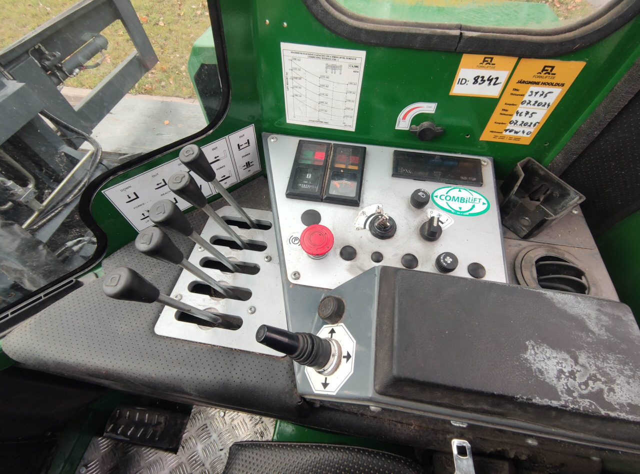 Combilift C4500 - Empilhadeira a diesel: foto 5 Combilift C4500 - Empilhadeira a diesel: foto 5