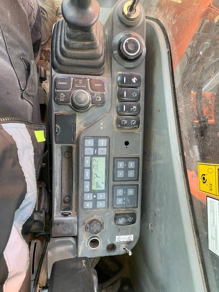 Escavadora de rastos Doosan EXCA: foto 6