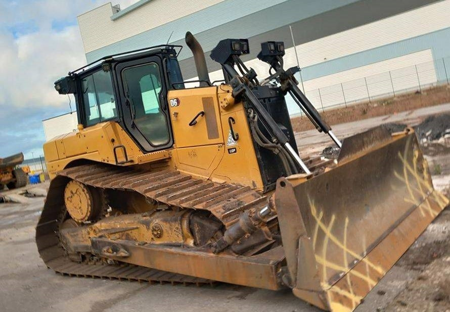 CAT D 6 LGP New Generation - Buldôzer: foto 1 CAT D 6 LGP New Generation - Buldôzer: foto 1