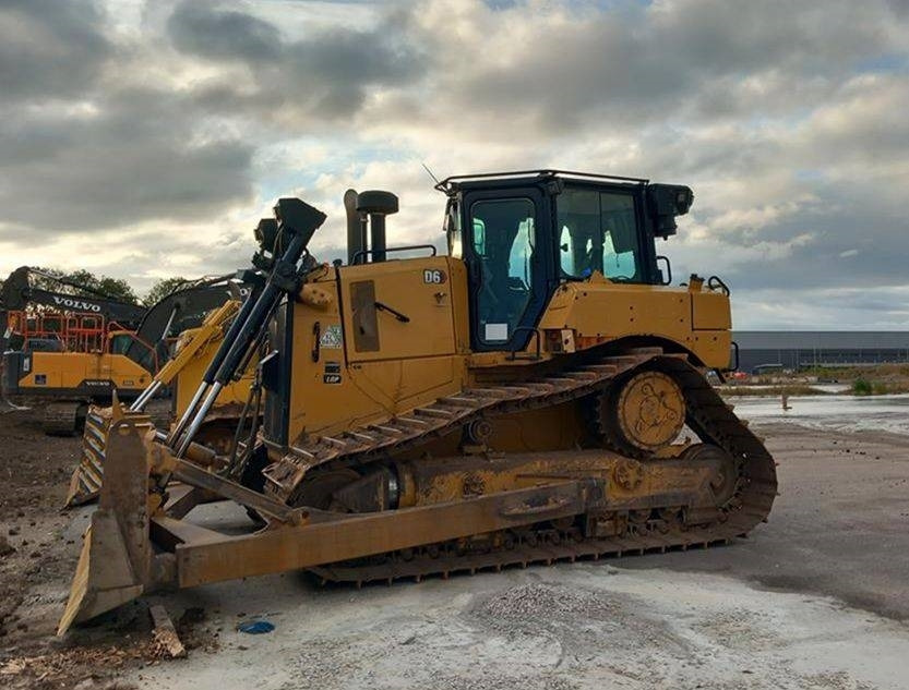 CAT D 6 LGP New Generation - Buldôzer: foto 2 CAT D 6 LGP New Generation - Buldôzer: foto 2