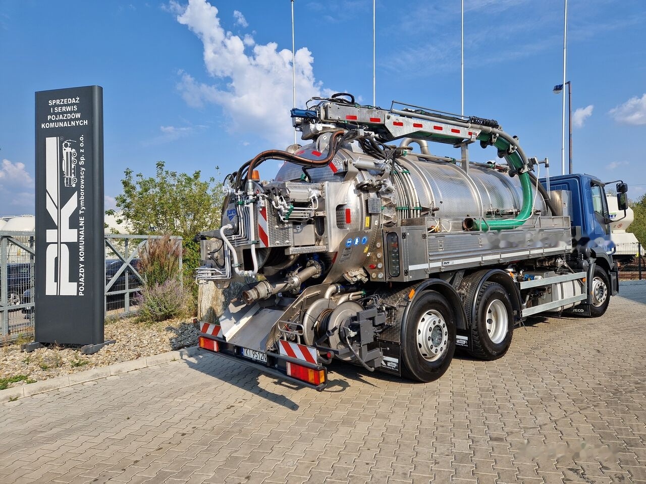 Caminhão limpa fossa IVECO: foto 6