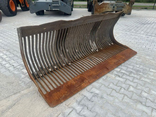 Volvo Puinriek 2700mm Breed L60 L70 L90 L110 - Balde para separação: foto 3 Volvo Puinriek 2700mm Breed L60 L70 L90 L110 - Balde para separação: foto 3