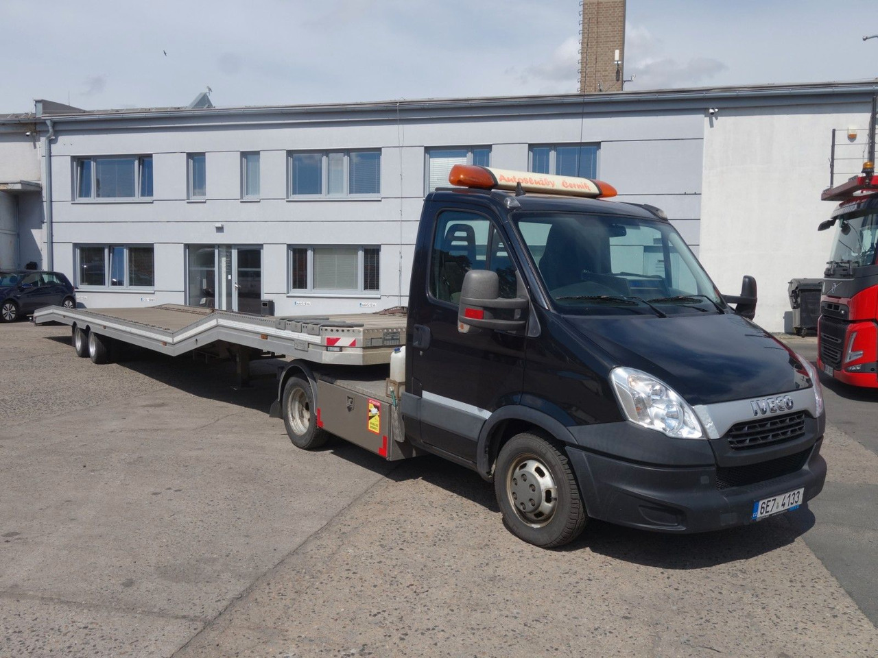 Iveco Daily 35 S 17 mit Anhänger für 3 PKW - Caminhão transporte de veículos: foto 3 Iveco Daily 35 S 17 mit Anhänger für 3 PKW - Caminhão transporte de veículos: foto 3