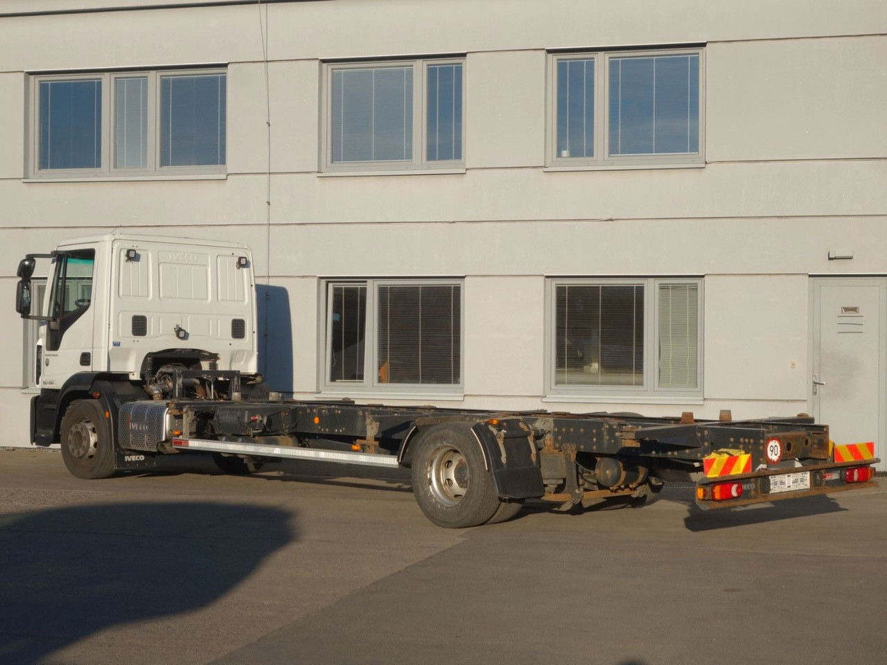 Iveco EuroCargo 150 150E 250 Wechselfahrgestel, BDFl - Caminhão transportador de contêineres/ Caixa móvel: foto 4 Iveco EuroCargo 150 150E 250 Wechselfahrgestel, BDFl - Caminhão transportador de contêineres/ Caixa móvel: foto 4
