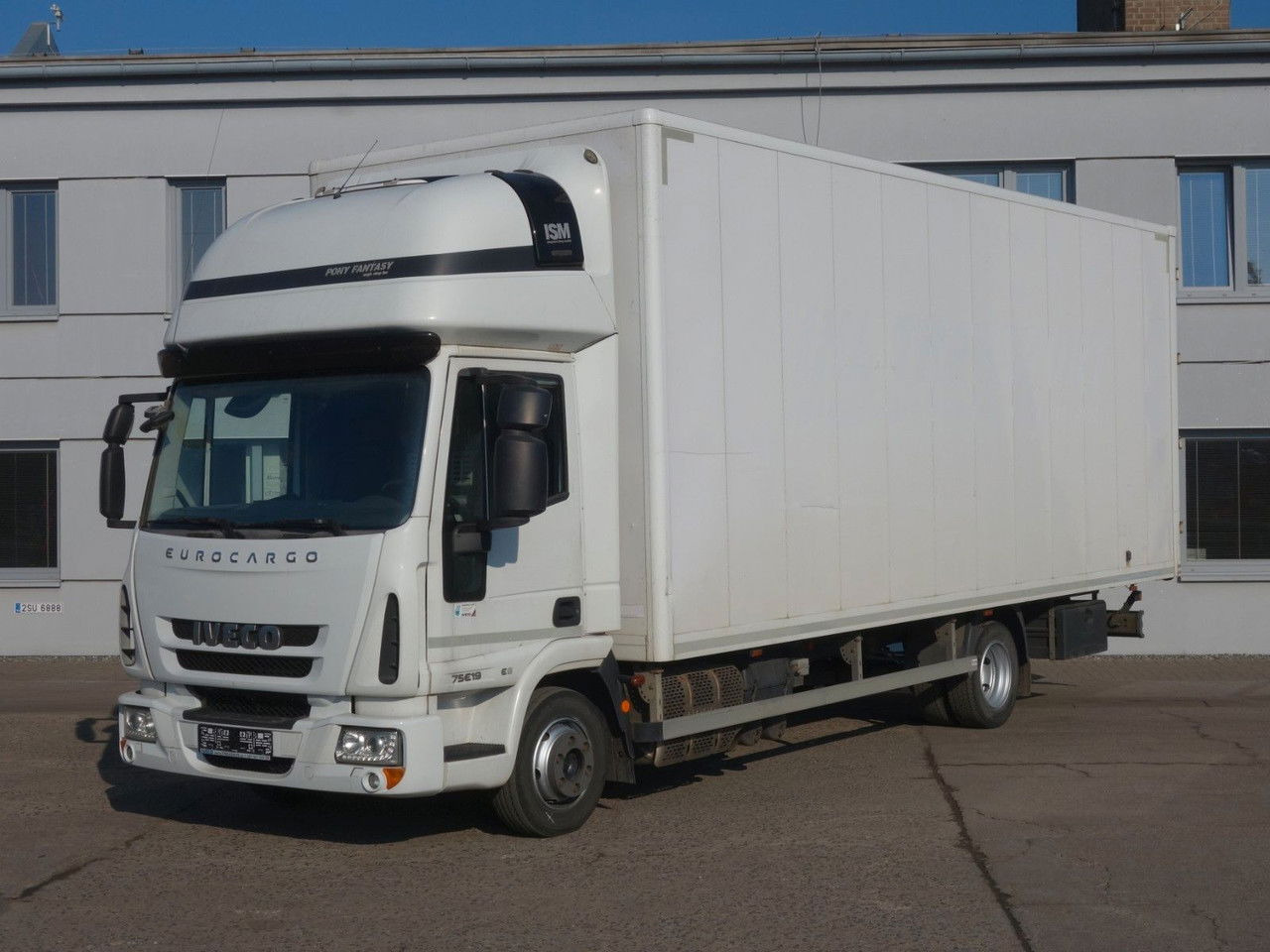 Iveco EuroCargo 75 75E19, 18 Palleten - Caminhão furgão: foto 1 Iveco EuroCargo 75 75E19, 18 Palleten - Caminhão furgão: foto 1