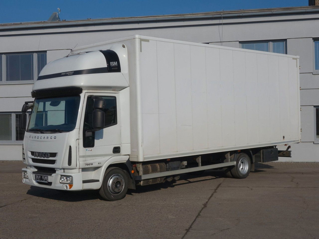 Iveco EuroCargo 75 75E19, 18 Palleten - Caminhão furgão: foto 2 Iveco EuroCargo 75 75E19, 18 Palleten - Caminhão furgão: foto 2