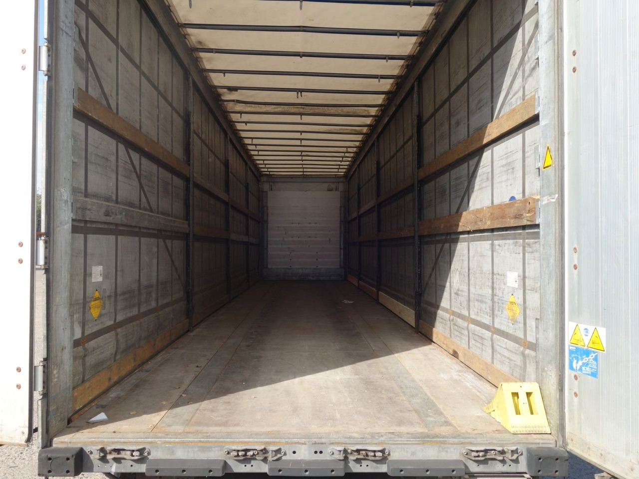 Schmitz Cargobull SCS 24/L Varios, MEGA, Liftaachse, Mulde - Semi-reboque de lona: foto 5 Schmitz Cargobull SCS 24/L Varios, MEGA, Liftaachse, Mulde - Semi-reboque de lona: foto 5