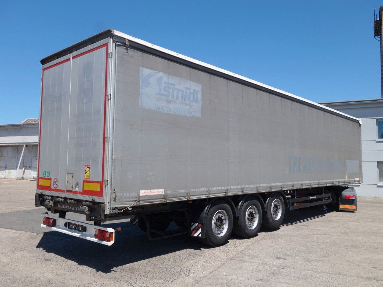 Schwarzmüller SPA 3/E Standard, Liftachse, SAF Achsen SPA 3/E Standard, Liftachse, SAF Achsen - Semi-reboque de lona: foto 5 Schwarzmüller SPA 3/E Standard, Liftachse, SAF Achsen SPA 3/E Standard, Liftachse, SAF Achsen - Semi-reboque de lona: foto 5