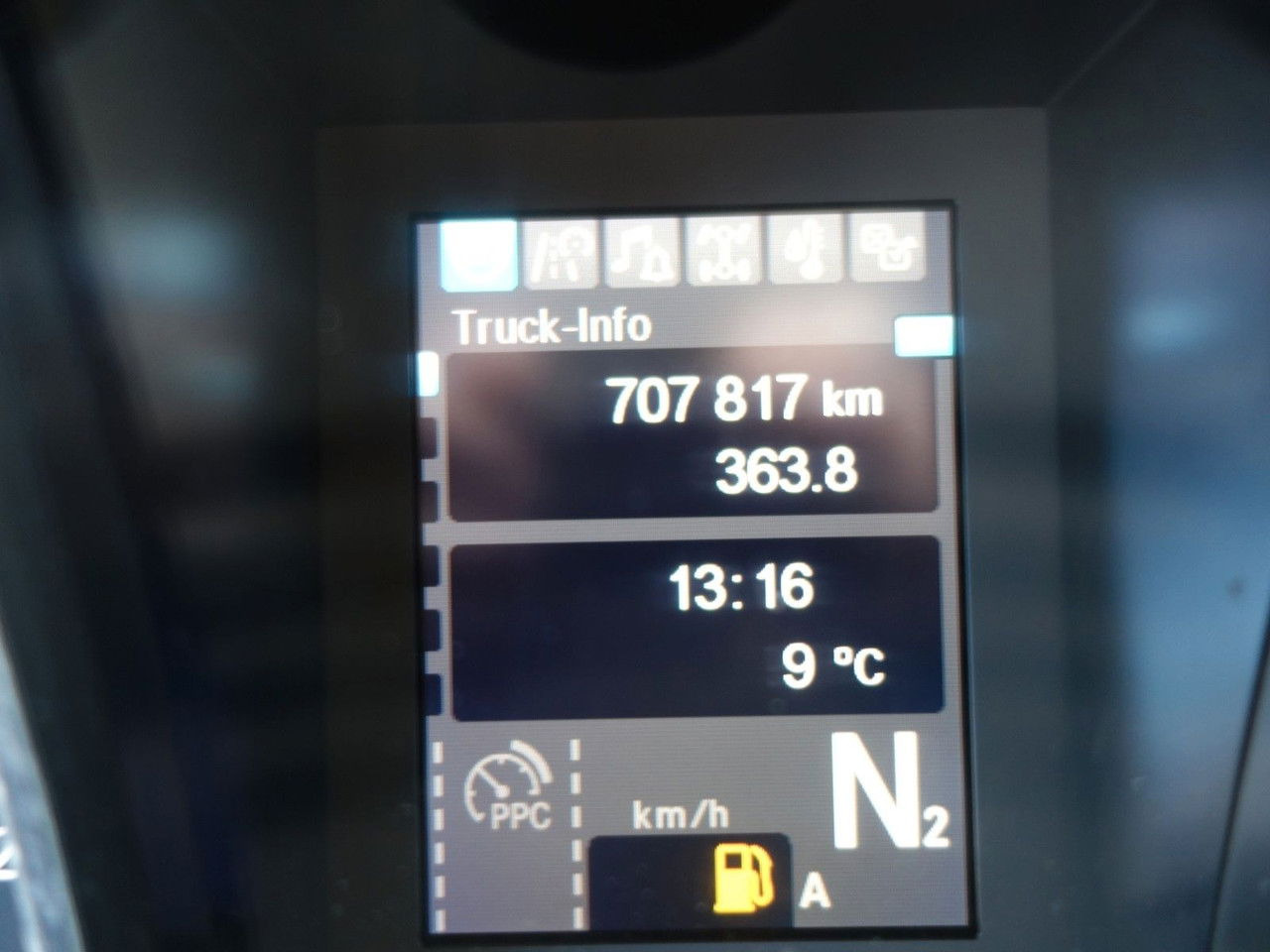 Tractor Mercedes-Benz Actros 1843 Lsnrl LD, Retarder, Navi, 9 Stk.: foto 16 Tractor Mercedes-Benz Actros 1843 Lsnrl LD, Retarder, Navi, 9 Stk.: foto 16