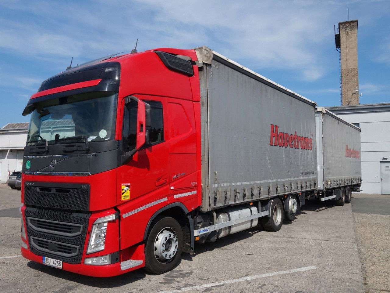 Volvo FH 460 XL 6x2, 120 cbm, Durchfahren - Caminhão com lona: foto 1 Volvo FH 460 XL 6x2, 120 cbm, Durchfahren - Caminhão com lona: foto 1