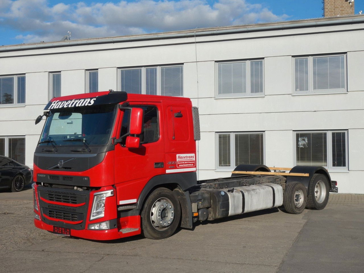 Volvo FM 460 6x2 Fahrgestell für Autotransporter - Caminhão chassi: foto 1 Volvo FM 460 6x2 Fahrgestell für Autotransporter - Caminhão chassi: foto 1