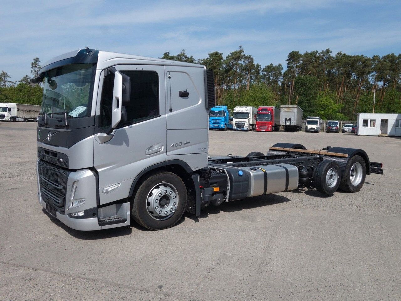 Volvo FM 460 FM13 6x2 Neue RTO , Kassbohrer, Rolfo, Rimo - Caminhão chassi: foto 2 Volvo FM 460 FM13 6x2 Neue RTO , Kassbohrer, Rolfo, Rimo - Caminhão chassi: foto 2