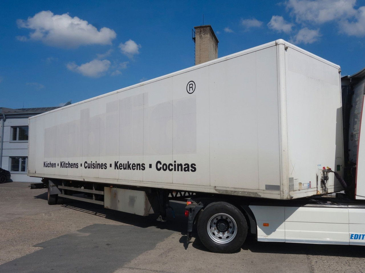 WEKA Weka, 1 Achse, Lenkachse 1 Achse, Lenkachse - Semireboque furgão: foto 2 WEKA Weka, 1 Achse, Lenkachse 1 Achse, Lenkachse - Semireboque furgão: foto 2