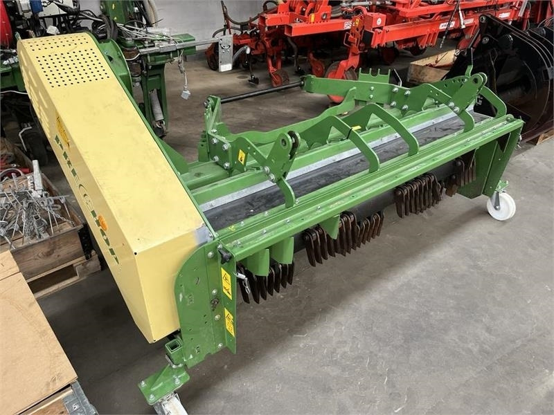 Krone PreChop  - Enfardadeira de fardos quadrados: foto 2 Krone PreChop  - Enfardadeira de fardos quadrados: foto 2