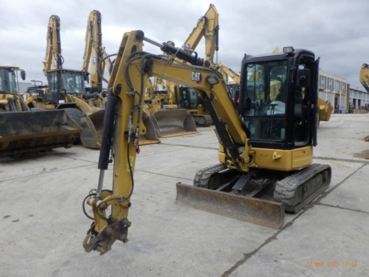 CAT 303.5E2CR - Escavadora de rastos: foto 1 CAT 303.5E2CR - Escavadora de rastos: foto 1