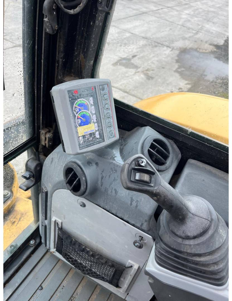 Escavadora de rastos CAT 308E2CRSB: foto 8 Escavadora de rastos CAT 308E2CRSB: foto 8