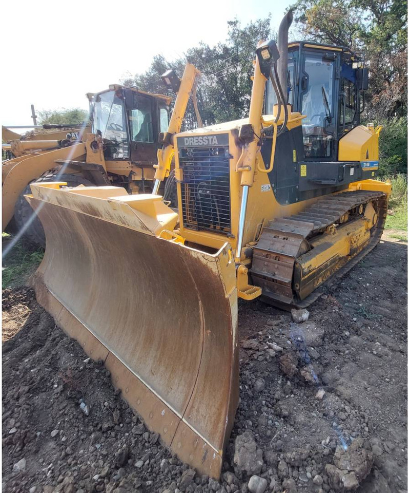 CAT TD-15M - Buldôzer: foto 1 CAT TD-15M - Buldôzer: foto 1